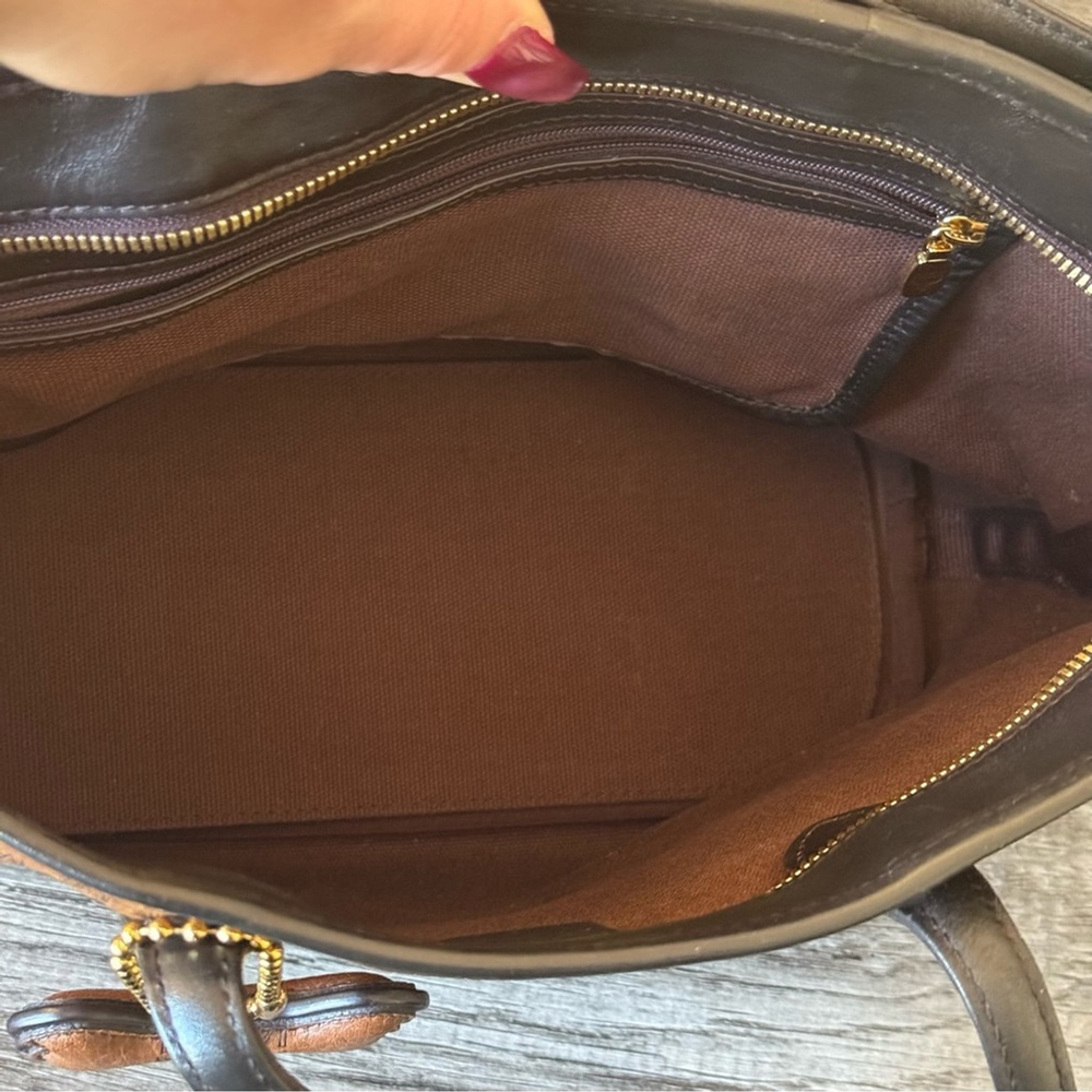 💎AUTHENTIC MCM SMALL CHOCO TOTE BAG EXCELLENT CONDITION 💎 - Picture 5 of 14